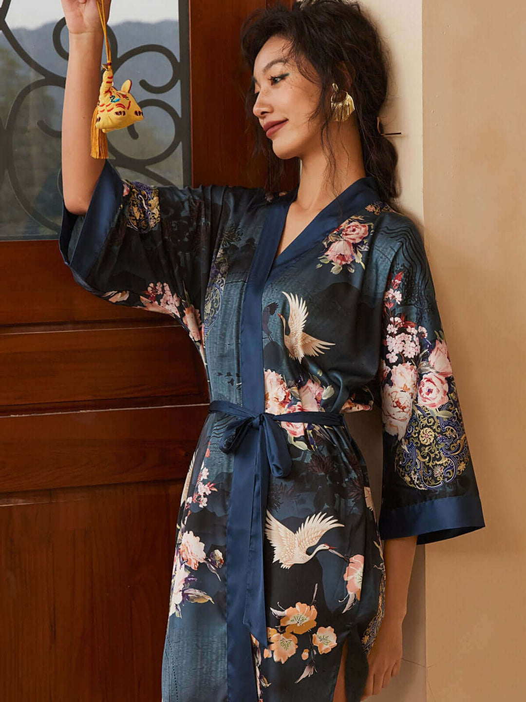 Short Kimono Robe Crane in luxurious floral design, soft fabric, perfect for elegant comfort and style.